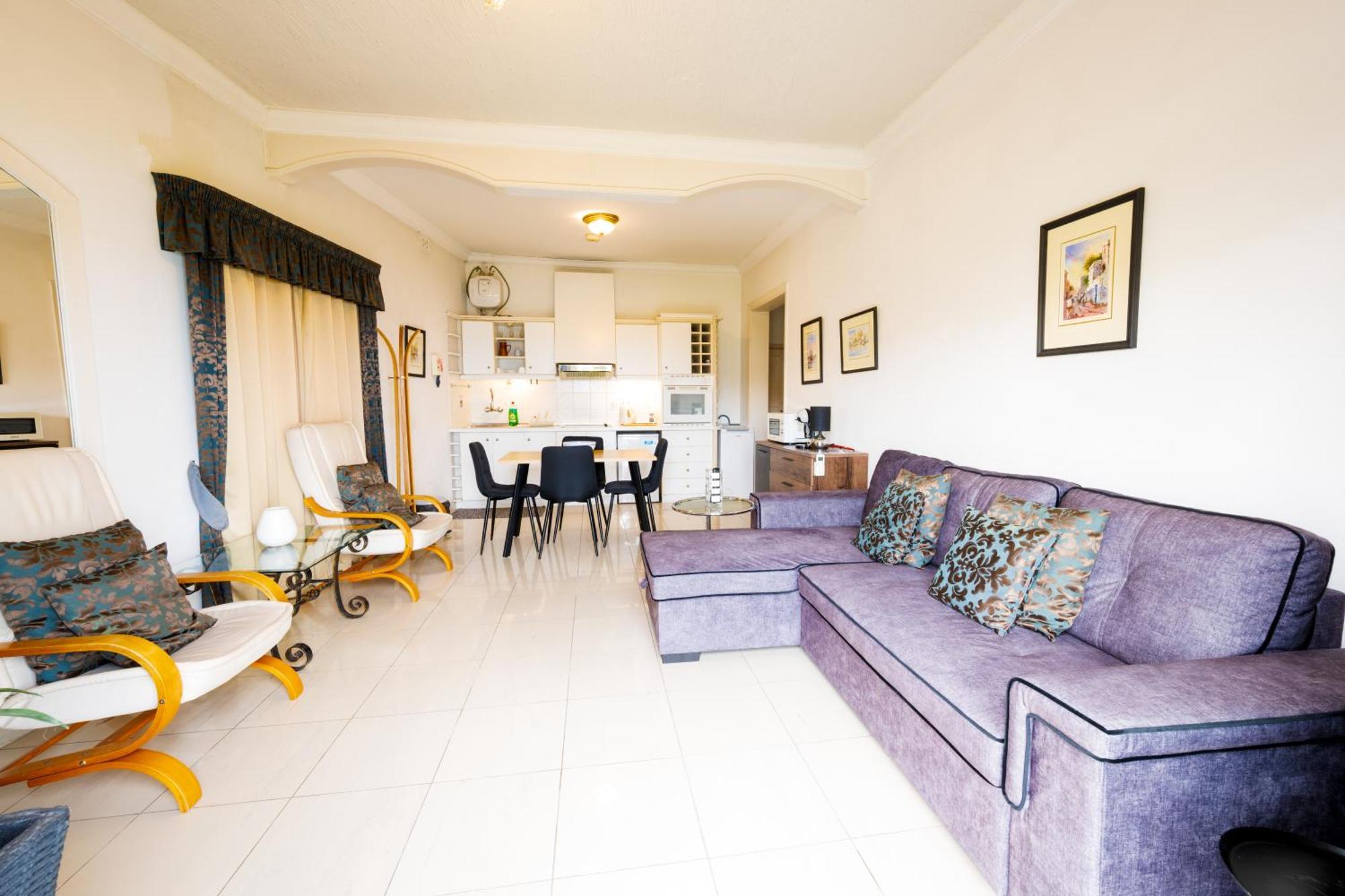 Vic- Seafront Apartment Слима Экстерьер фото